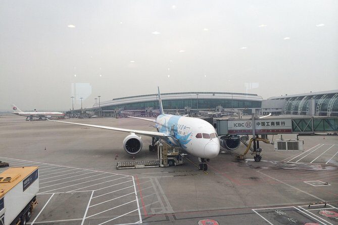 Private Arrival Transfer in English-speaking: Airport to Hotel - What to Expect During Your Transfer