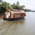 Private Backwater Cruise on a Houseboat and Shikara including Lunch - What’s Included and Why It Matters