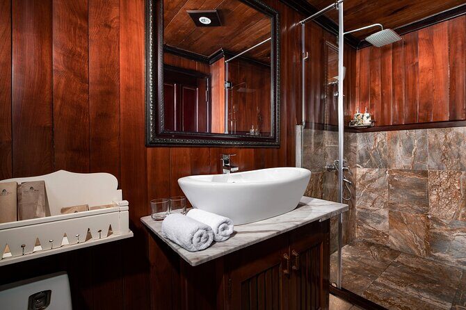 Private cruise 3 Days 2 Nights Tour Experience - What’s Included & What to Keep in Mind