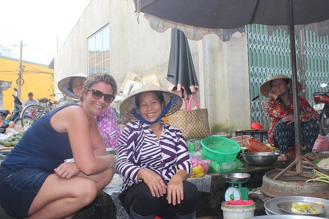 Private Cu Chi Tunnels and Saigon City - Exploring the Cu Chi Tunnels