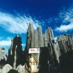 Private day tour in Kunming to Stone forest and cuihu lake with lunch - How the Experience Feels on the Ground