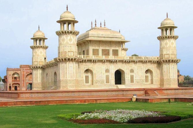 Private Day Trip of Taj Mahal and Agra Fort with Lunch from Delhi - Who Will Love This Tour?