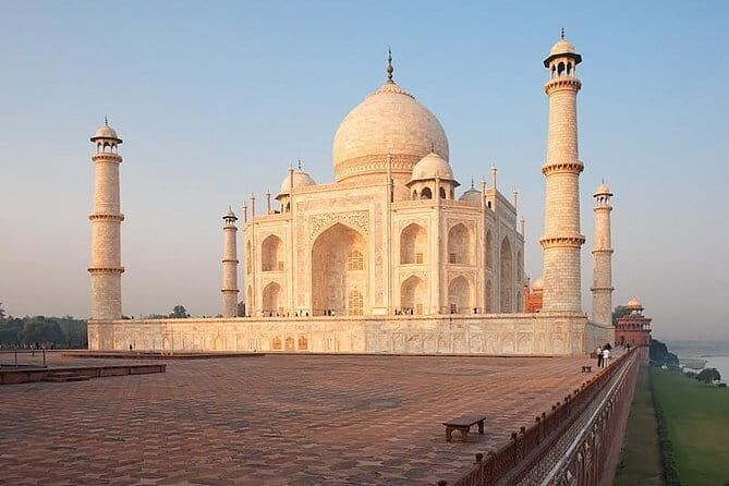 Private Full-Day Taj Mahal Tour from Delhi with Entrance & Lunch - Practical Aspects That Matter