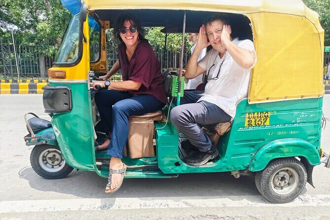Private Full Day Tour of Old and New Delhi with Rickshaw Ride - How the Experience Comes Together