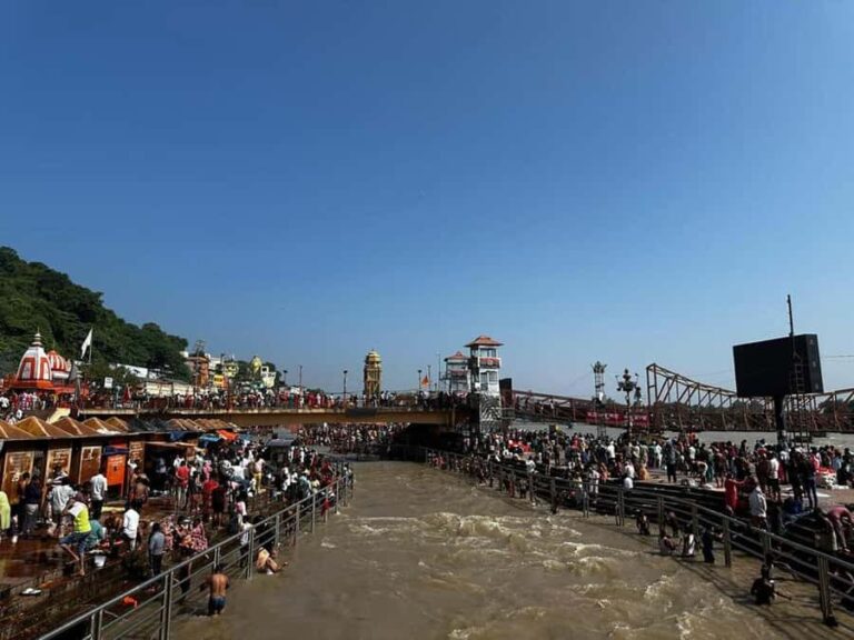 Private Guided Day Tour from Delhi to Haridwar and Rishikesh - Deep Dive into the Experience