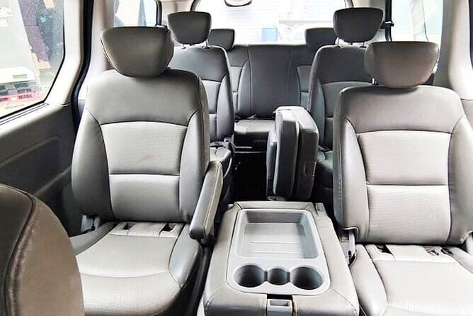 Private Jeju Airport Transfer : Jeju Airport to/from Jeju(~7 pax) - What the Reviews Reveal