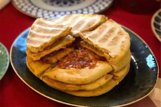 Private Muslim Day Tour to Jinshanling Great Wall with Halal Dinner - The Halal Dinner Experience