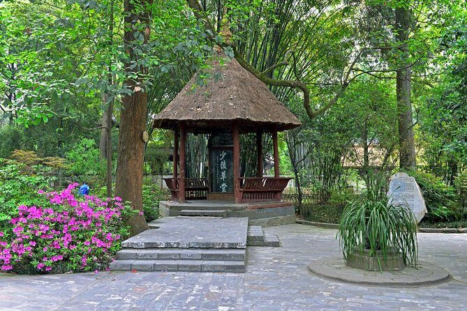 Private One Day Chengdu Panda Tour and Chengdu City visiting - What Makes This Tour Stand Out?