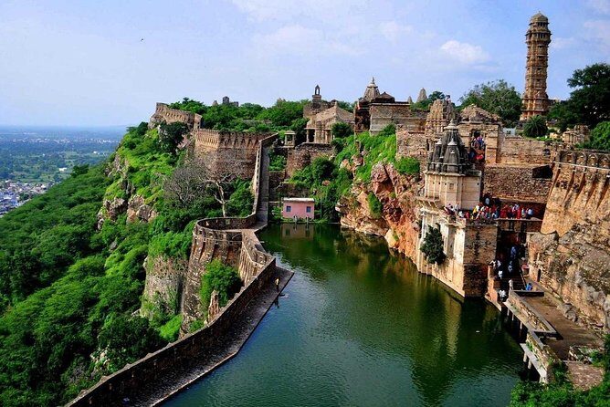 Private One Day Trip to Chittorgarh Fort from Udaipur - Transportation & Value