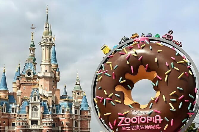 Private pick-up&drop-off to Shanghai DisneyLand and City Hotel - The Experience: What to Expect