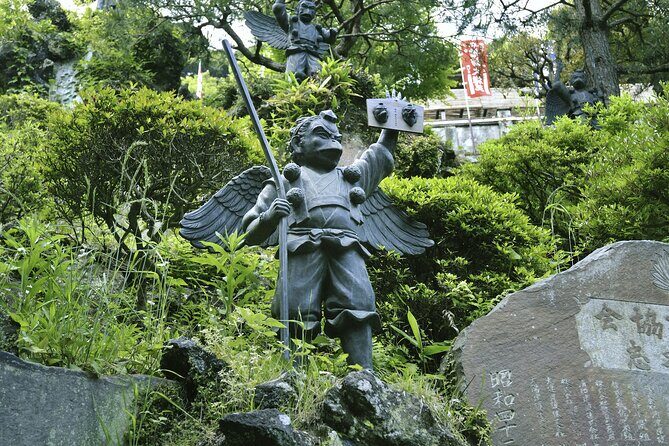 Private Shore Tour: Otaru Highlights & Scenic Blue Cave Cruise - Walk Along Otaru Canal