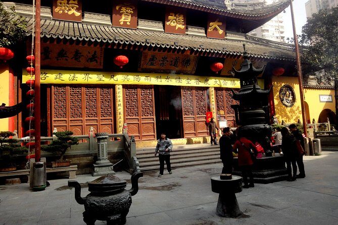 Private Tour: Best of Shanghai Day Tour including Jade Buddha Temple & Bund, etc - Detailed Breakdown of the Experience