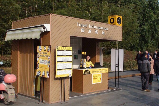 Private Tour Chengdu Panda Breeding Center with Volunteer - Who Will Love This Tour?