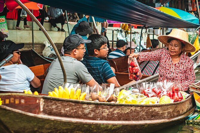 Private Tour Exclusive Floating Market and Mae klong Railway - Transport and Timing: Why It Matters