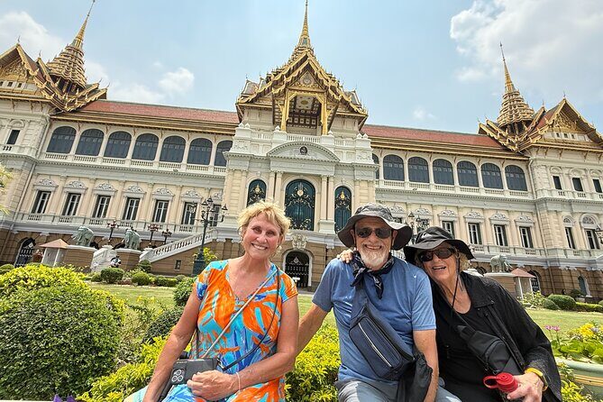 Private Tour Grand Palace, Emerald Buddha and Wat Pho by Tuk Tuk - Detailed Breakdown of the Itinerary