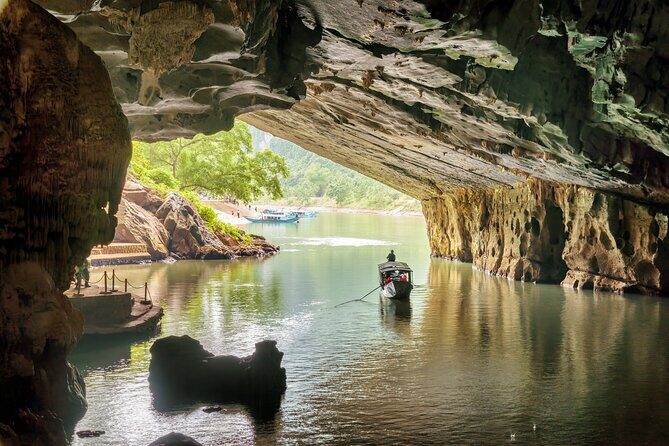 Private Tour Kayaking 4500 m Phong Nha Cave - What Makes This Tour Stand Out?