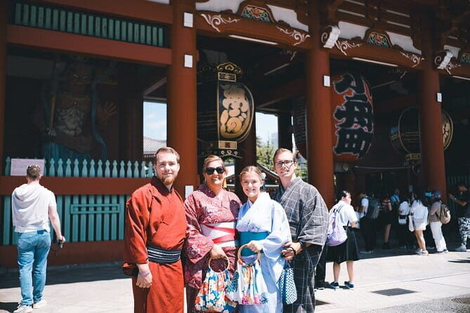 Private Vacation Photography Experience in Tokyo - Tokyo Station: The Iconic Hub