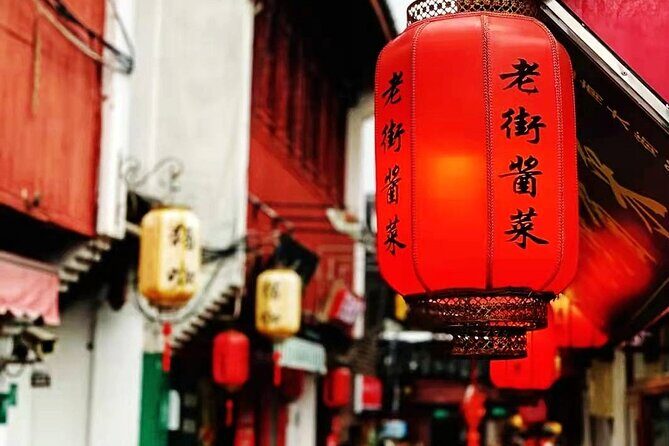 Private Zhujiajiao Water Town Tour with Tea Tasting fromShanghai - Practical Tips for Your Visit