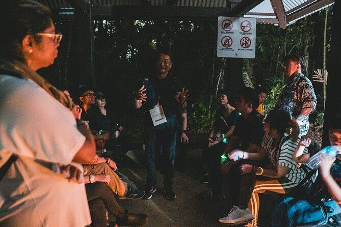 Pulau Ubin Jetty Walking Tour Experience - Exploring Pulau Ubin’s Hidden Nightlife: What to Expect