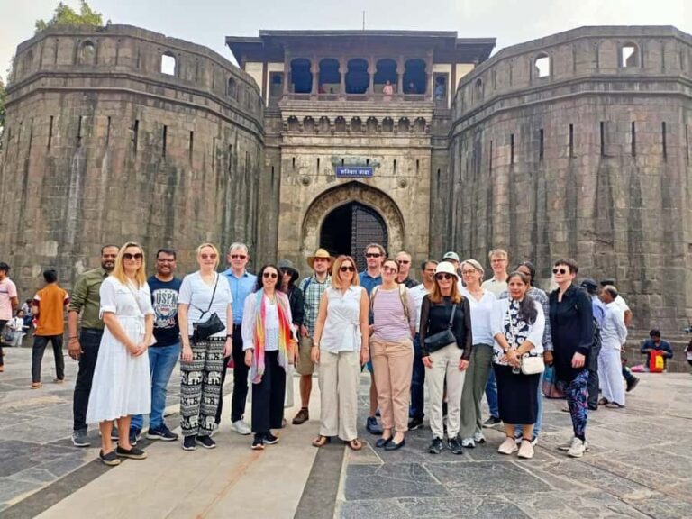 Pune:Old City or Camp Cultural Walking Tour with Local Snack - Why This Tour Works
