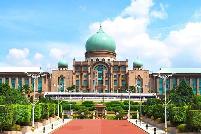 Putrajaya and Agricultural Heritage Park Tour - What Makes This Tour Stand Out
