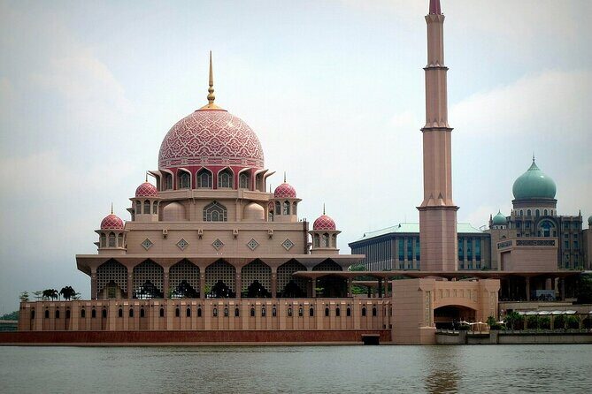 Putrajaya City Tour from Kuala Lumpur including Sightseeing Cruise - The Experience: What’s It Really Like?