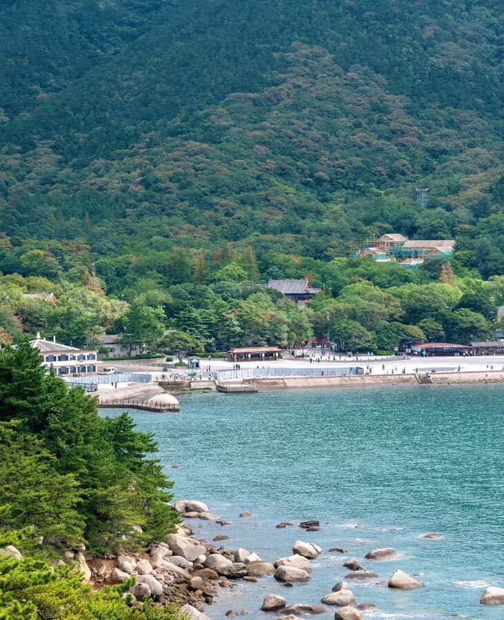 Qingdao Laoshan Coastal Adventure: Mountains, Temples & Tea - What to Expect on the Tour