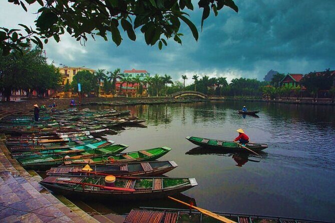Quang Phu Cau Incense Village & Ninh Binh Private Day Tours - Bai Dinh Pagoda: A Spiritual Landmark