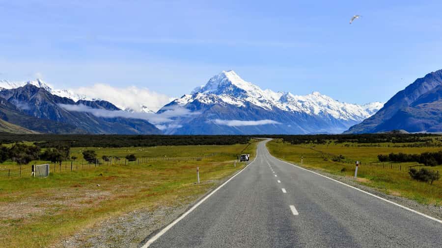 Queenstown: Private 3 Days Trip to Glenorchy Wanaka & Tekapo - Day 3: Lake Tekapo, Pukaki & Mt. Cook — The Majestic Alpine Day
