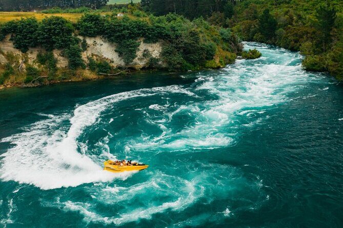 Rotorua Full Day Tour Including Rapids Jet, Wai-O-Tapu & Te Pa Tu - An In-Depth Look at the Rotorua Full Day Tour
