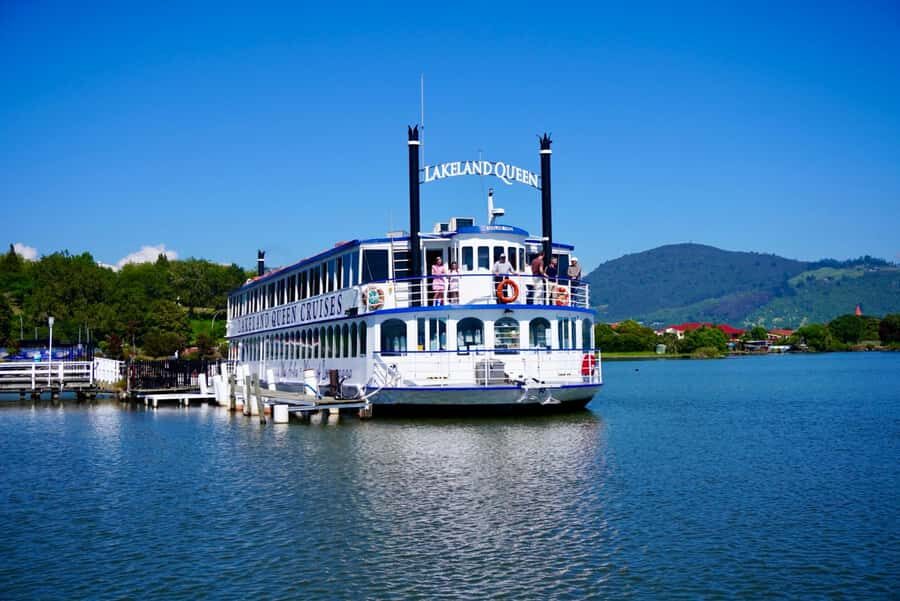 Rotorua: Lake Rotorua Cruise with Buffet Dining Option - Who Would Love This Experience?