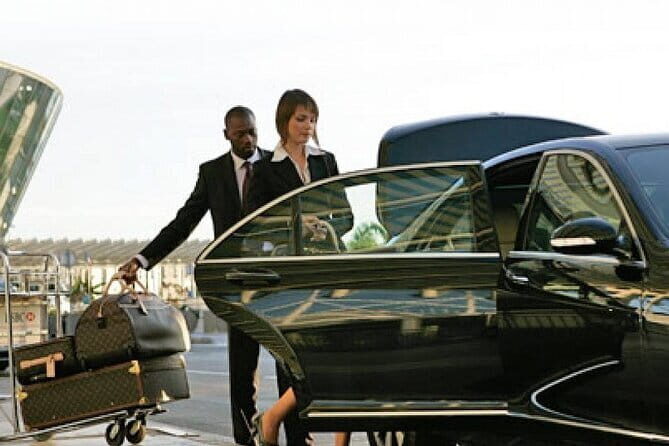 Round Trip Airport Transfer- From Delhi Airport to Hotel & Back to Delhi Airport - What to Expect from the Transfer