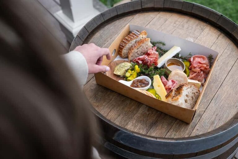 Russell: Paroa Bay Winery - Wine Tasting and Grazing - What Makes This Tour Stand Out