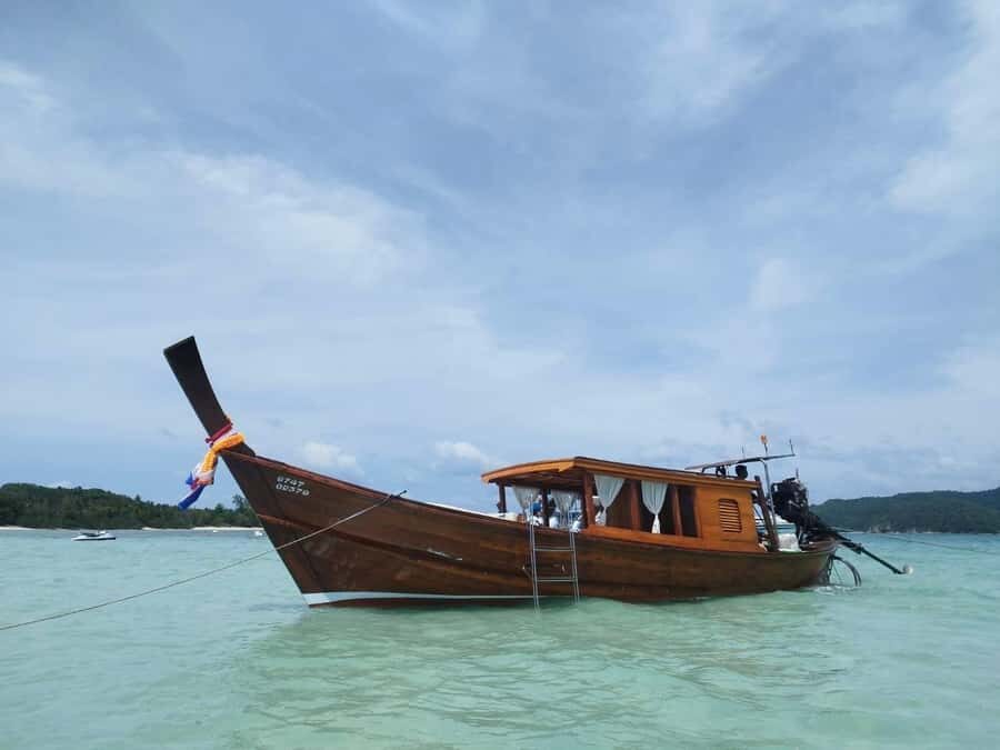 Samui: Pig Island Private Luxury Longtail Boat Tour - The Experience in Detail: What Makes It Special