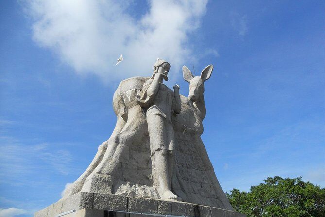 Sanya Shore Excursion: Sanya Luhuitou Park & Local Grocery Market visit - Practical Details: What to Expect