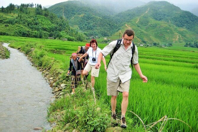 Sapa 2 Days 1 Night Tour from Hanoi  Trekking & Local Experience - Who Should Consider This Tour?