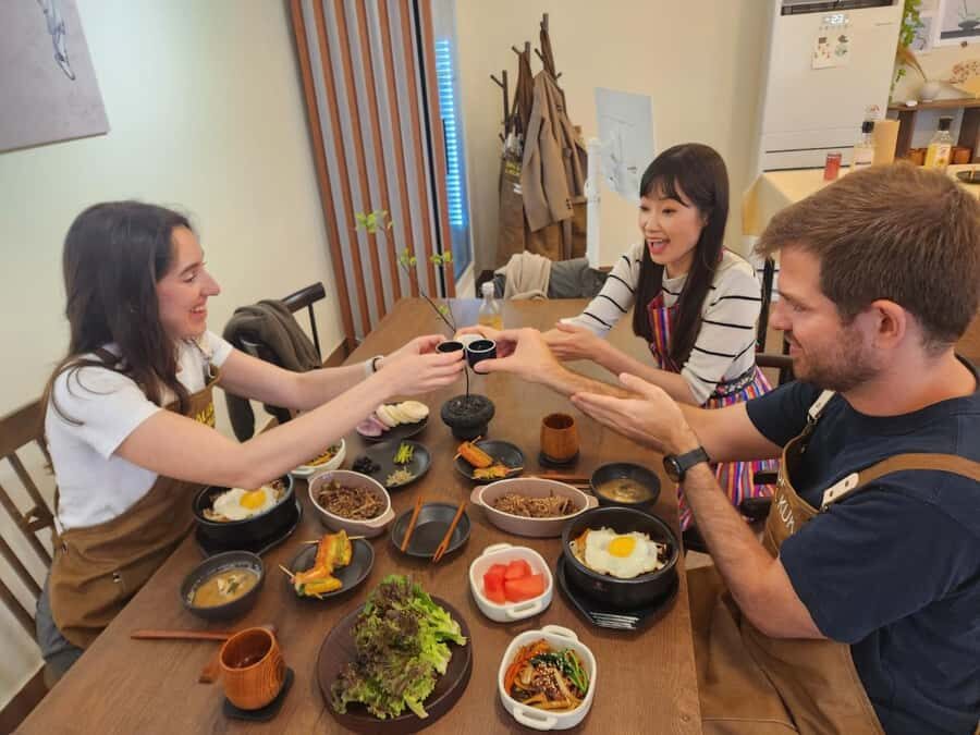 Seoul: 6-Dish Korean Cooking Class & Hidden Alley Tour - What to Expect from the Experience