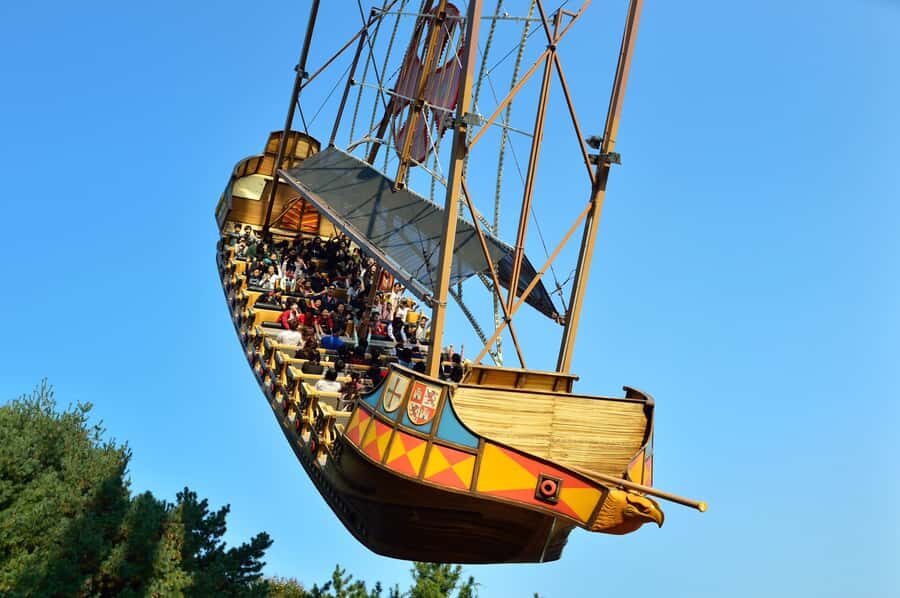 Seoul: Everland Theme Park Round Trip Shuttle Bus - Transportation and Group Dynamics