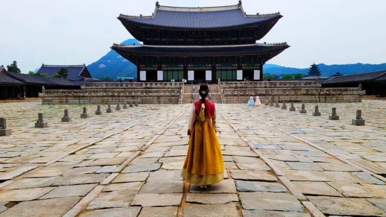 Seoul: Gyeongbokgung Palace, Jogyesa Temple, Bukchon Village - Detailed Breakdown of Each Stop