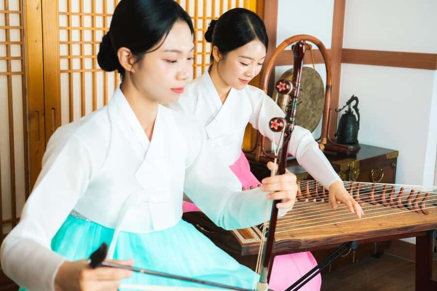 Seoul: Korean Traditional Music Performance "Jinyeon" - FAQs