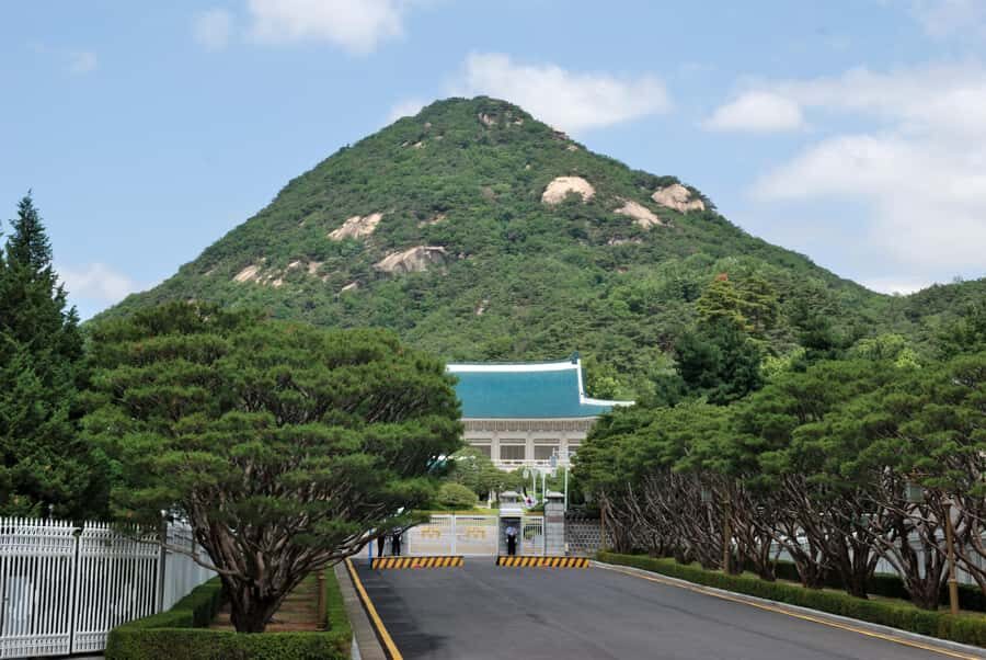 Seoul: Morning Gyeongbok Palace, Folk Museum, Temple Tour - Why This Tour Offers Great Value