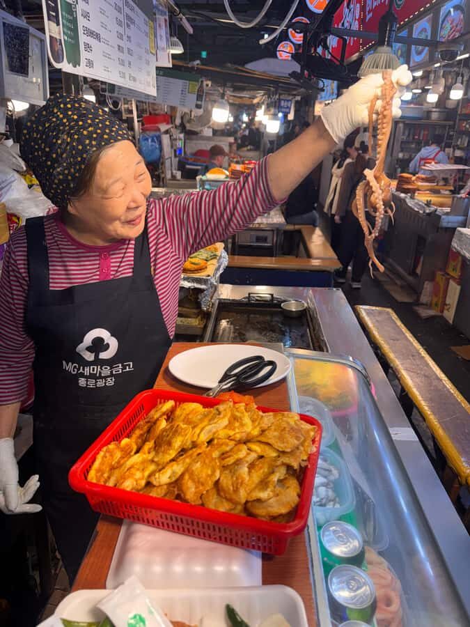 Seoul: Traditional Dongmyo Flea Market & Gwangjang Food Tour - Final Thoughts