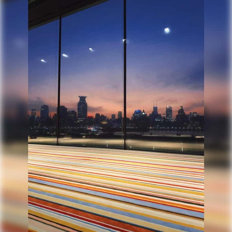 Shanghai: Night Tour from Art Museum to Huangpu River Cruise - In-Depth Look at the Itinerary