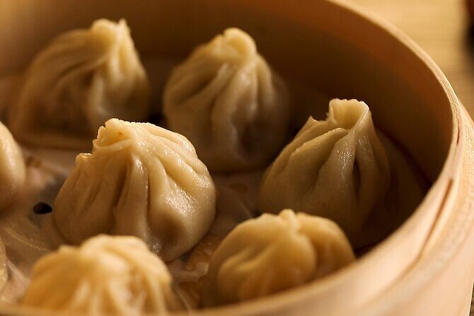 Shanghai Private City Tour with History, Skylines and Culture - Exploring the Historic Yu Garden and Bazaar