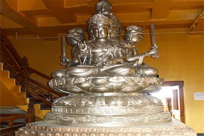 Shanghai Private Day Tour with Must-see Attractions & Cruise in Huangpu River - An In-Depth Look at the Tour Experience