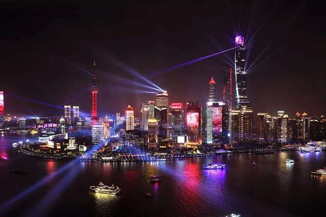 Shanghai VIP Night Cruise with Private Yacht and Dinner Option - Detailed Breakdown of the Itinerary