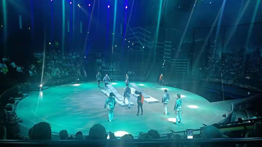 shanghai water village+ERA acrobatic show tour - Transportation and Practical Details