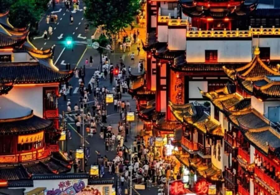 Shanghai: Yuyuan Garden, The Bund & Zhujiajiao Boat - A Day in Shanghai: The Detailed Breakdown