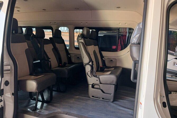 Share minivan from Vientiane to Vang vieng - Why Choose This Minivan Service?