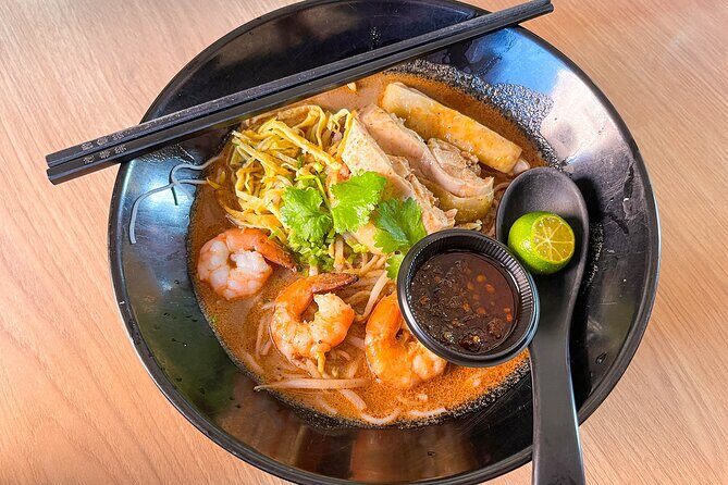 Shared Walking Tour in Kuchings Carpenter Street - Authentic Insights from Past Participants